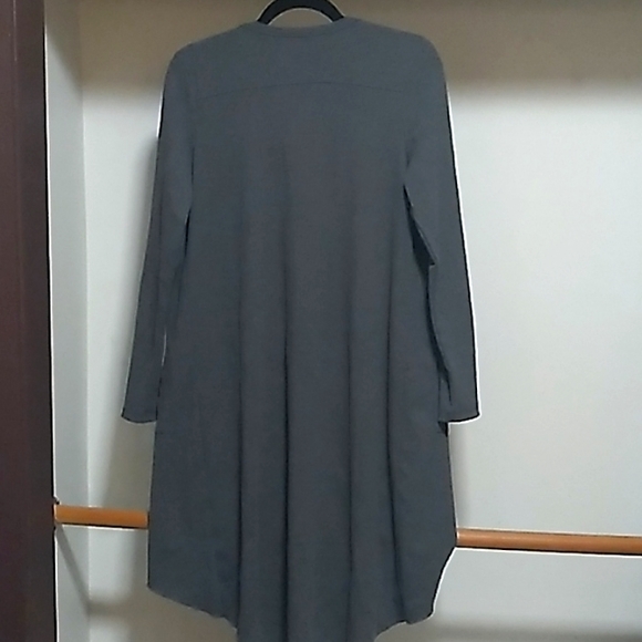 Women's gray cardigan. - Picture 4 of 4